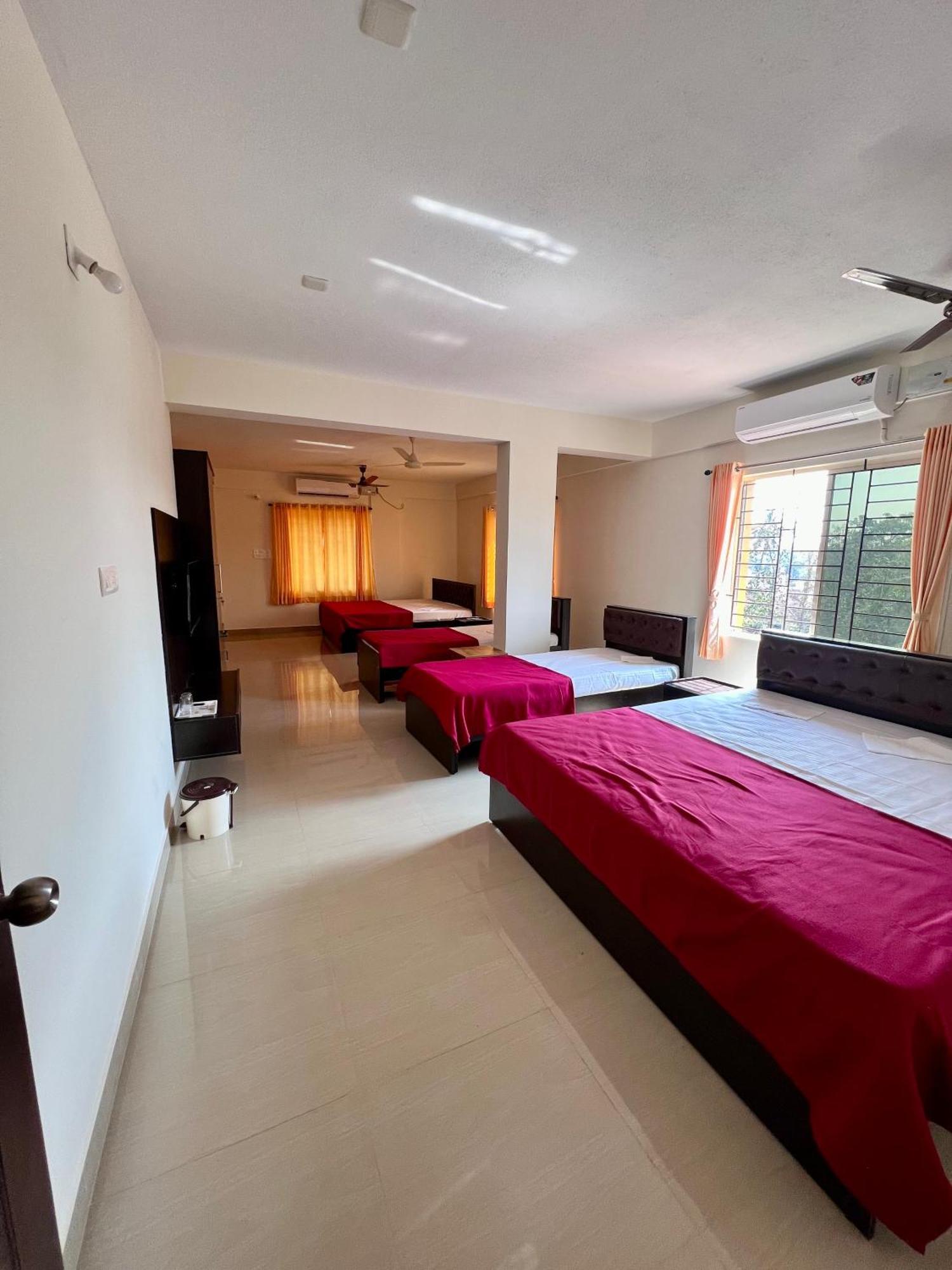 Shree Swarna Comforts Udupi Exterior foto